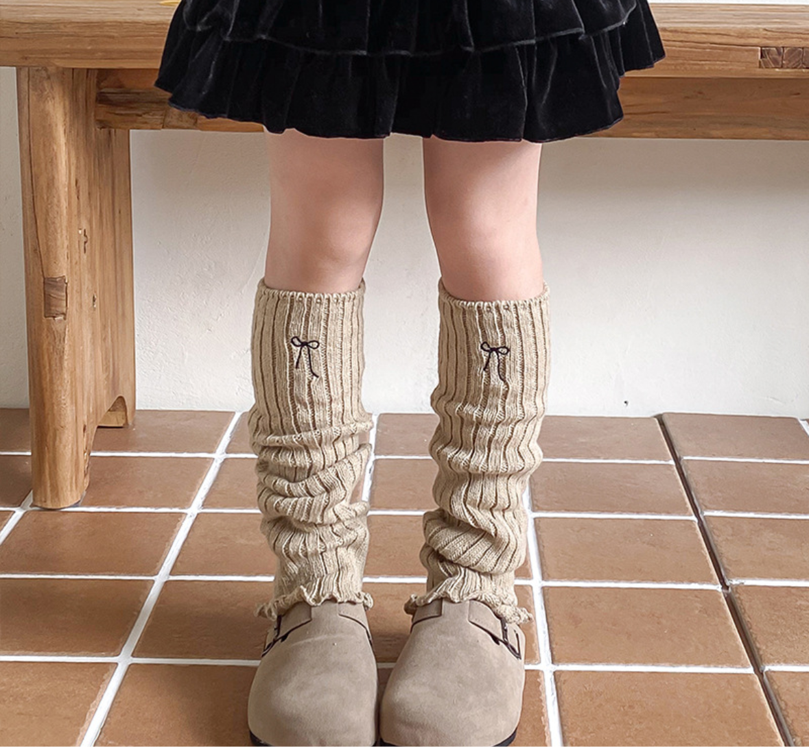 リボン刺繍入り ニットレッグウォーマー