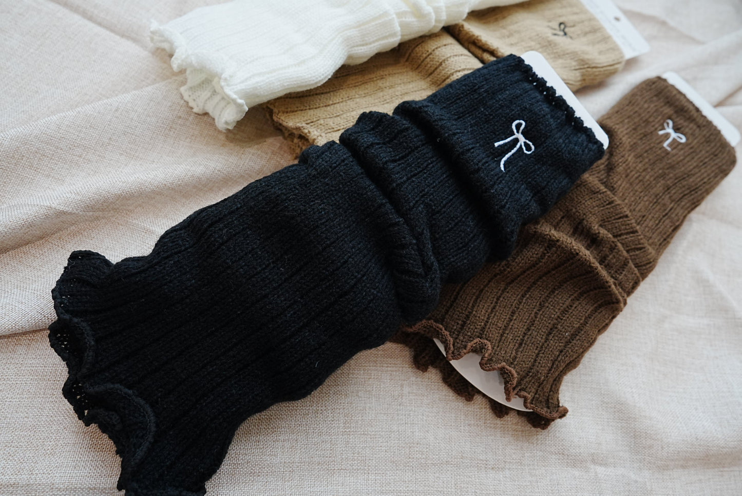 リボン刺繍入り ニットレッグウォーマー