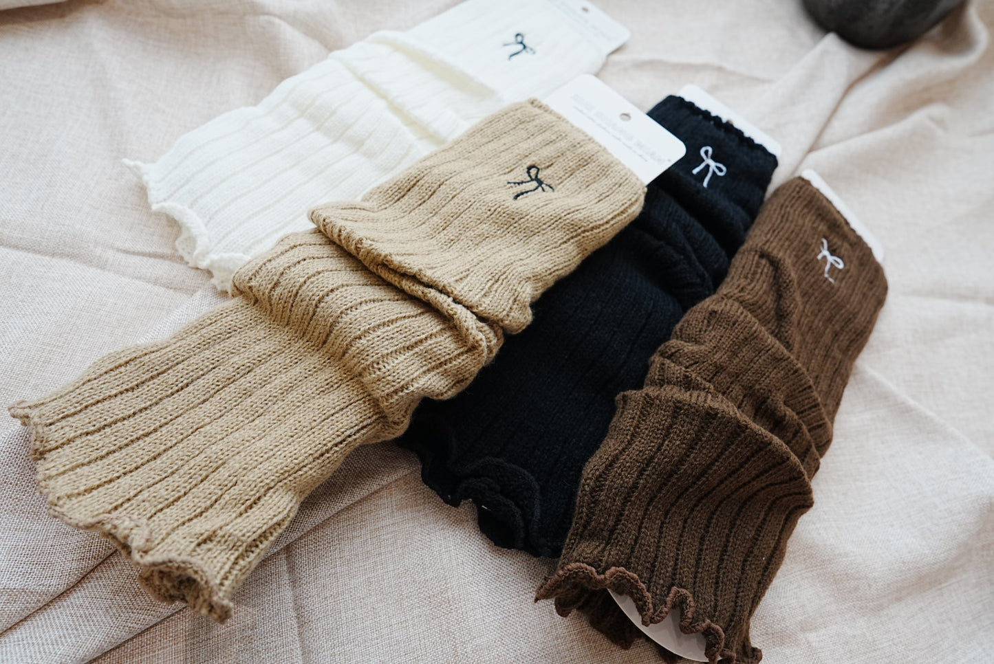 リボン刺繍入り ニットレッグウォーマー