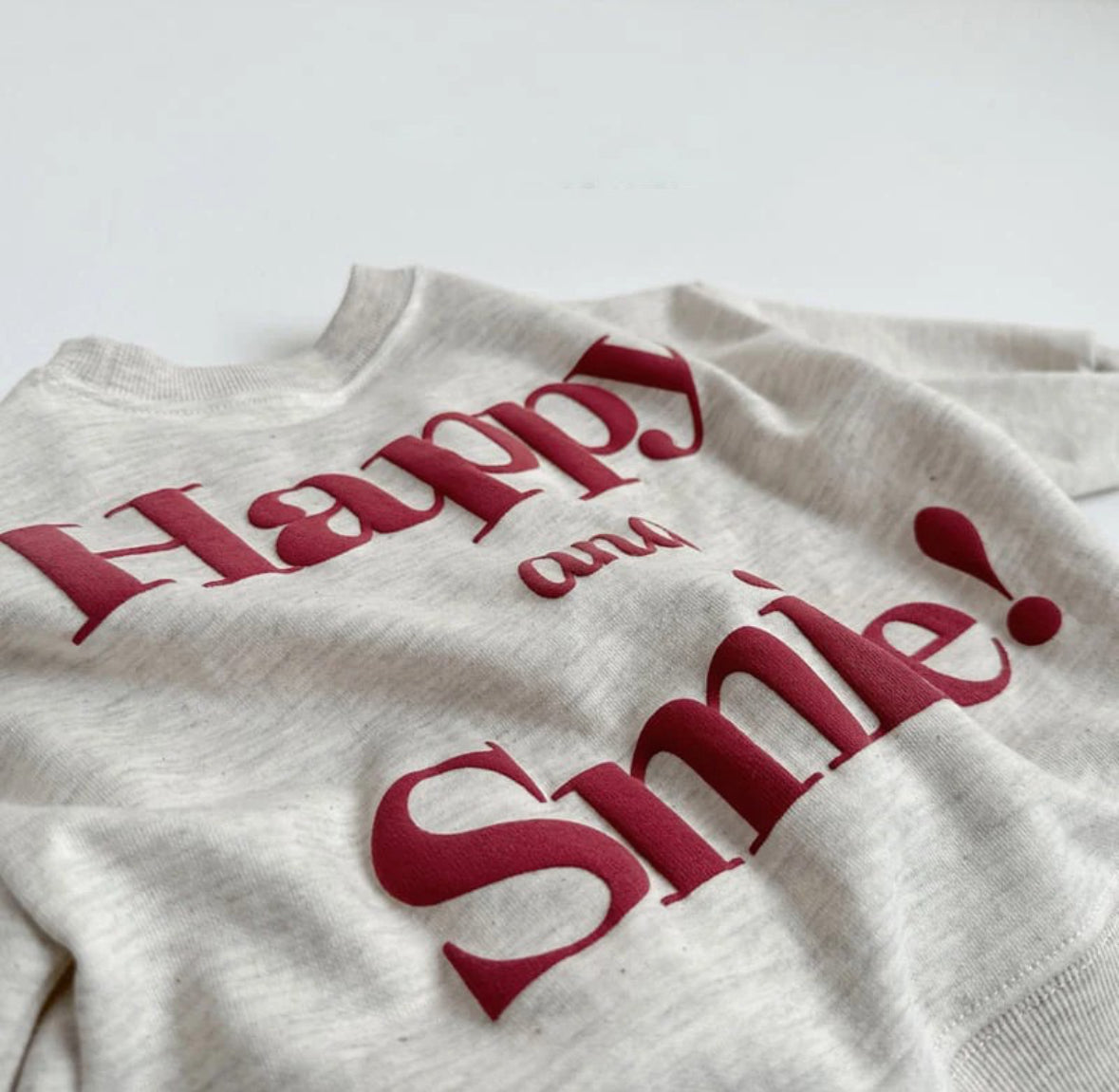 happy and smile sweat(お取り寄せ)