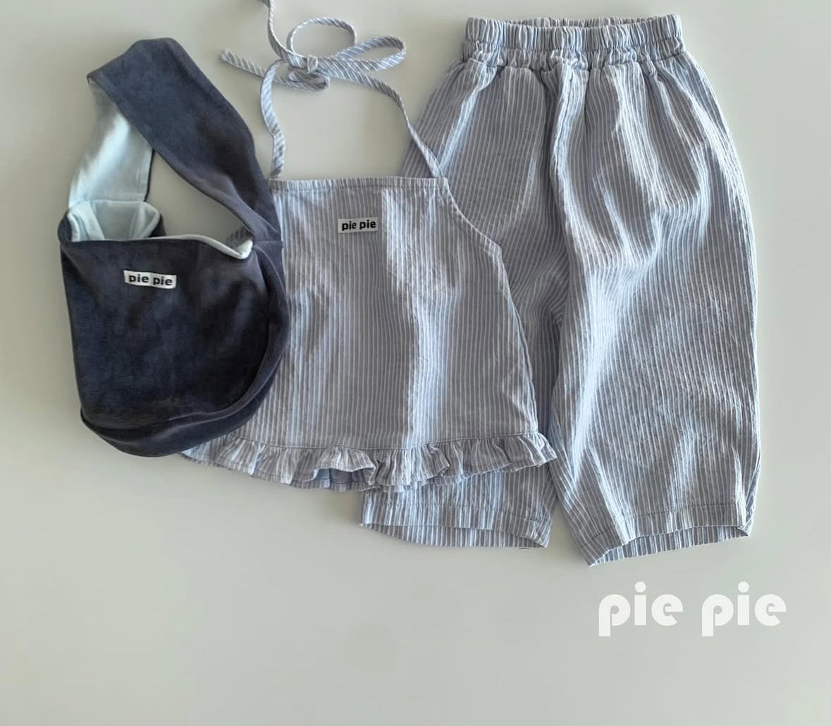 即納❄︎PIE   Frill Apron Top