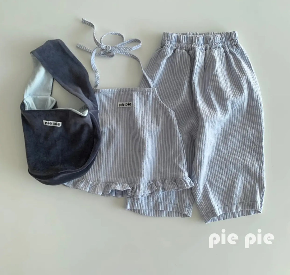 即納❄︎PIE   Frill Apron Top