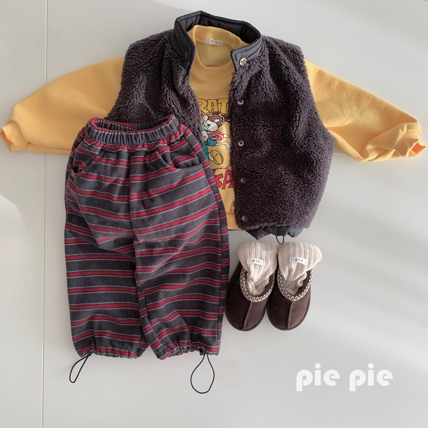 PIE  Marathon Rabbit Sweatshirt 🕊️お取り寄せ　