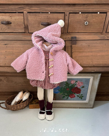 nanamood by BANANAJ / 2025winter / Cone Furry Coat 🕊️取寄