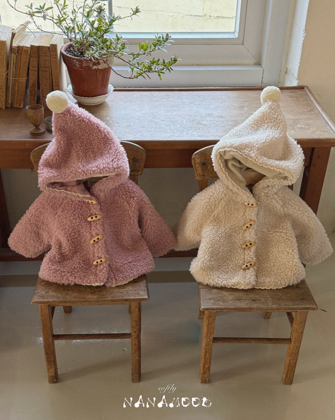nanamood by BANANAJ / 2025winter / Cone Furry Coat 🕊️取寄