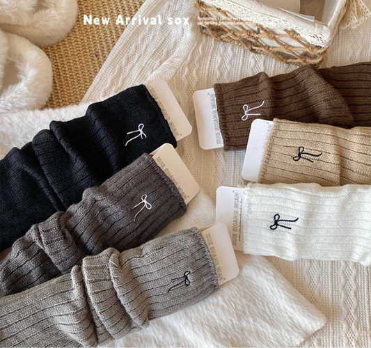 リボン刺繍入り ニットレッグウォーマー
