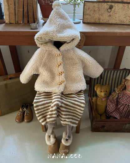 nanamood by BANANAJ / 2025winter / Cone Furry Coat 🕊️取寄